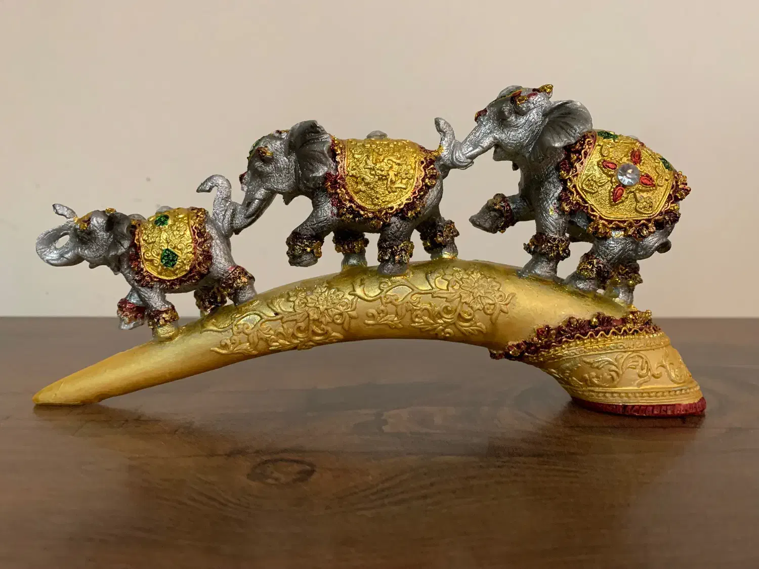 مجسمه فیل|مجسمه، تندیس، ماکت|گلبهار, شهر جدید گلبهار|دیوار