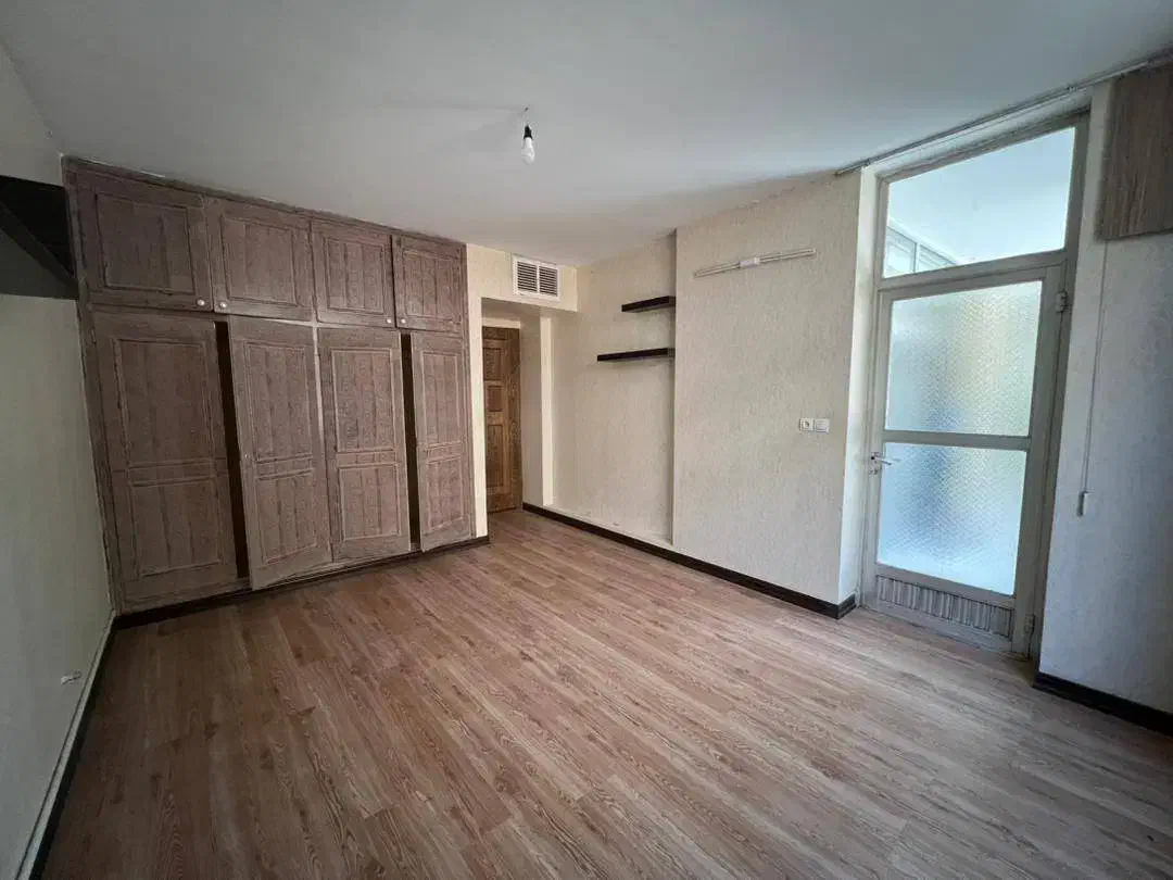 آپارتمان پل بزرگمهر|اجارهٔ آپارتمان|اصفهان, باغ گلها|دیوار