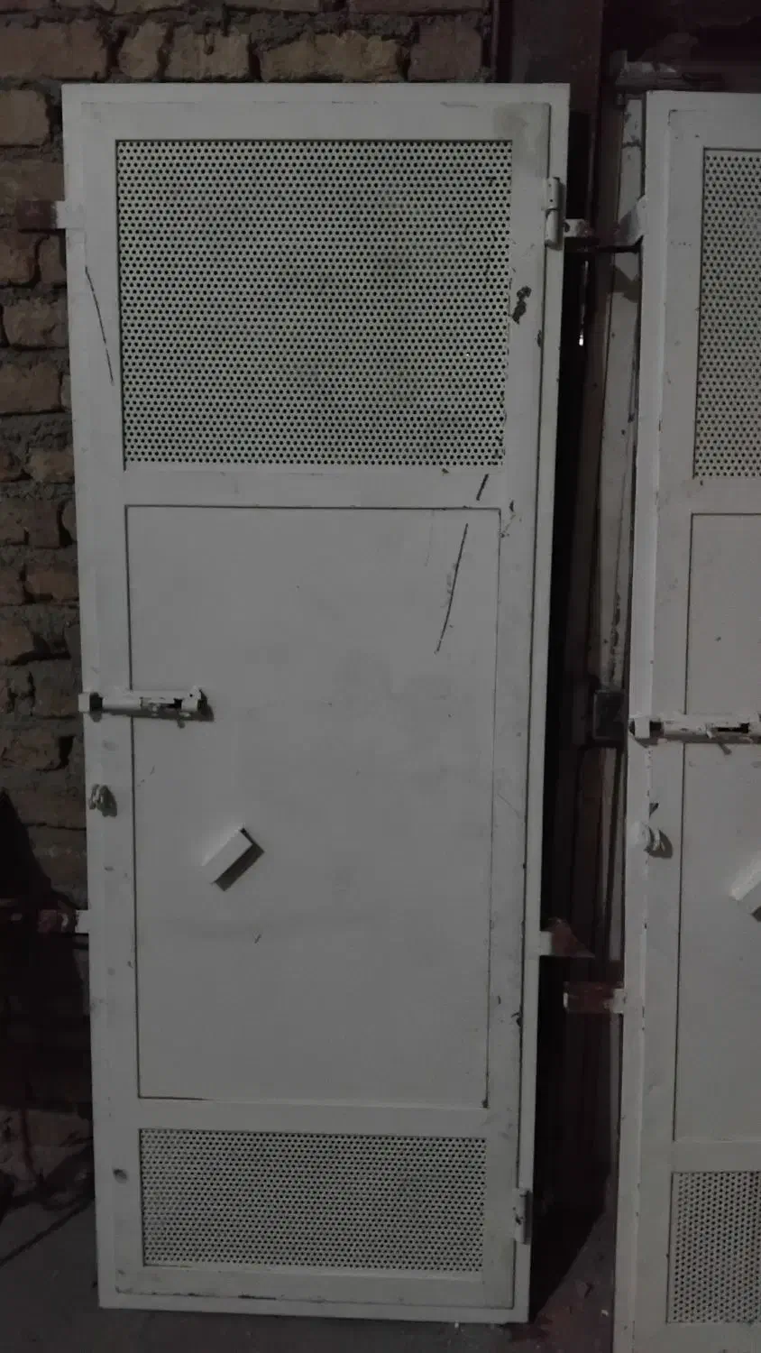 2تا درانباری سالم|مصالح و تجهیزات ساختمان|تهران, بهارستان|دیوار