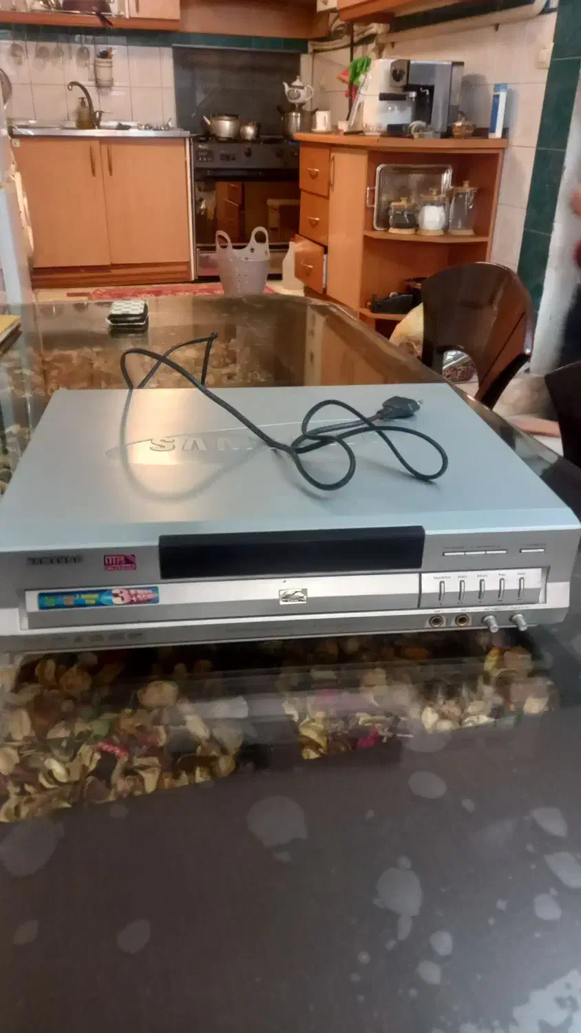 cd player|پخشکننده DVD و ویدیو|اندیشه, اندیشه فاز ۱|دیوار