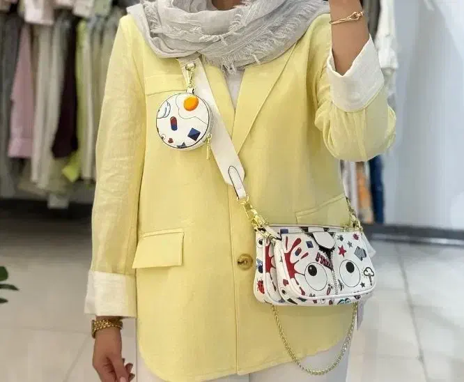 مانتو کتی|لباس|کرج, چمران|دیوار