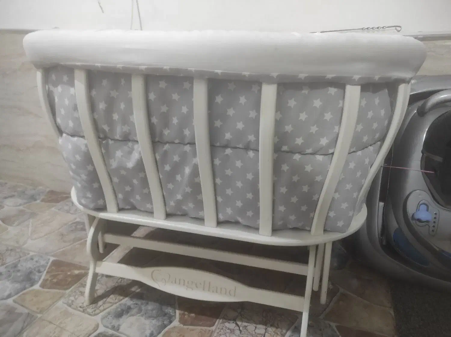 گهواره چوبی|تخت و صندلی بچه|مریوان, |دیوار