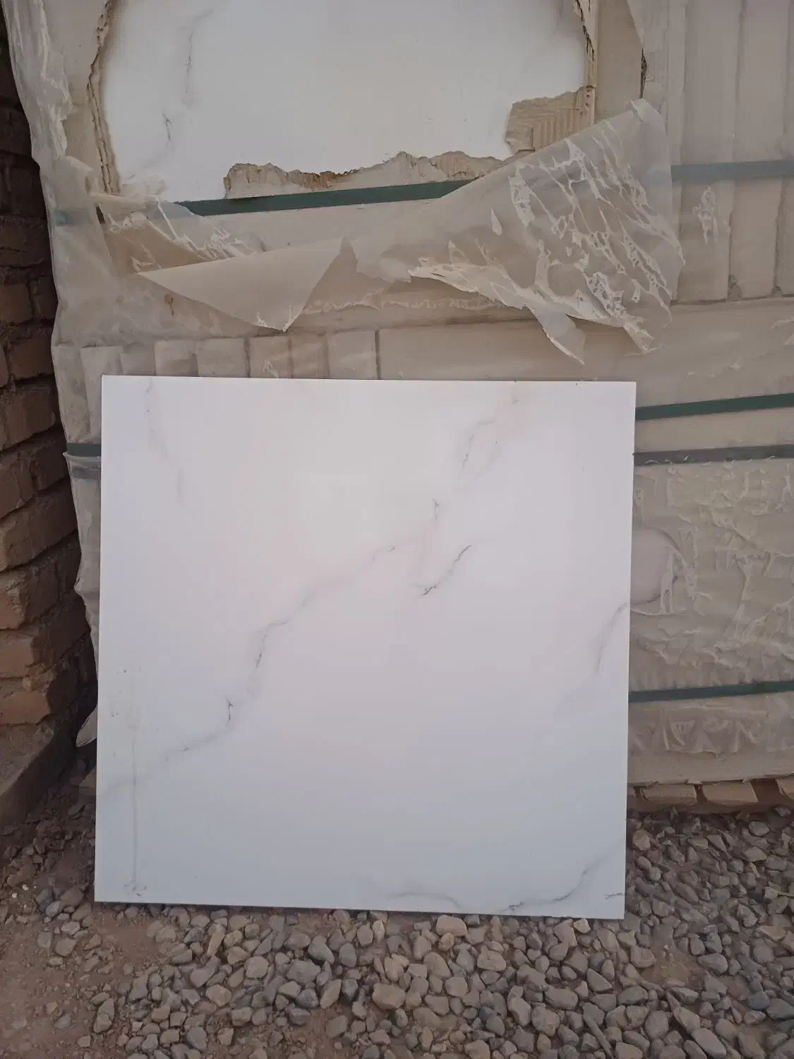 کاشی وسرامیک فله وکارتنی|مصالح و تجهیزات ساختمان|زارچ, |دیوار