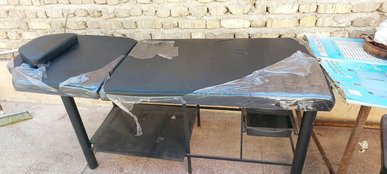 تخت اپیلاسیون و پارتیشن|آرایشگاه و سالن‌های زیبایی|شیراز, کوشک میدان|دیوار