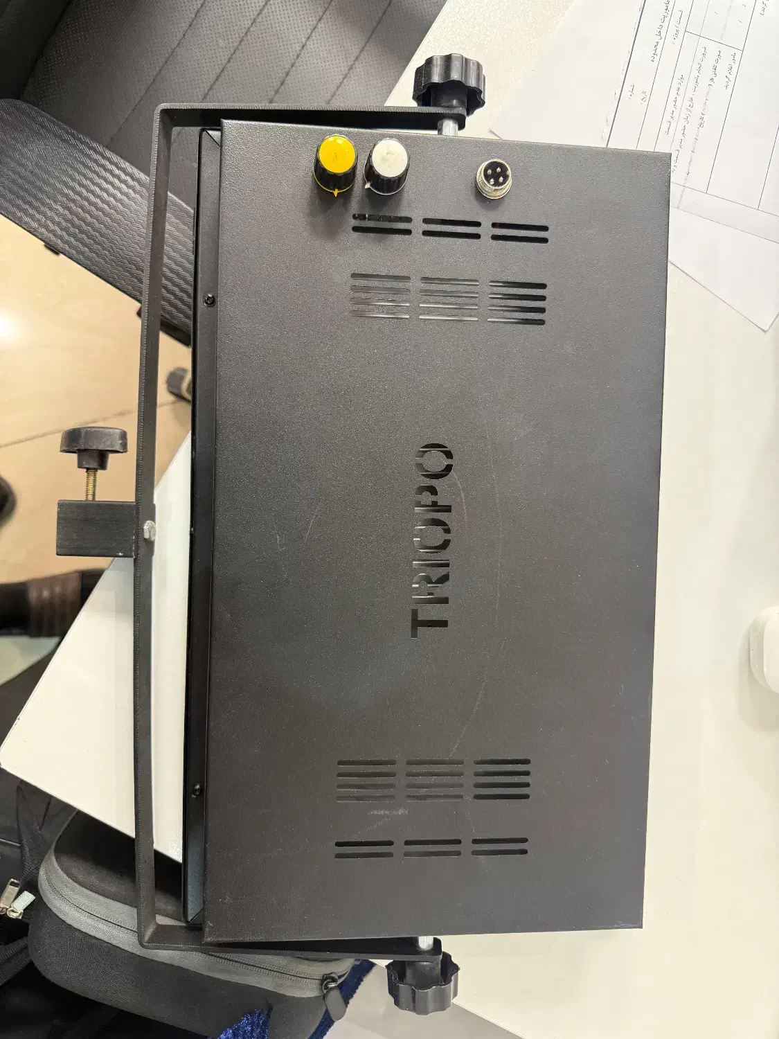 فروش فوری دو عدد نور|دوربین عکاسی و فیلم‌برداری|تهران, تجریش|دیوار