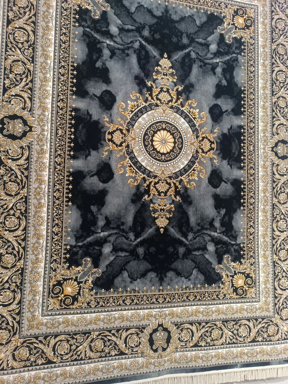 فرش فروشی|فرش|سنندج, |دیوار