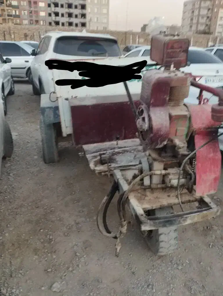 موتور۳ چرخ|موتورسیکلت|رباط‌کریم, رباط‌کریم|دیوار