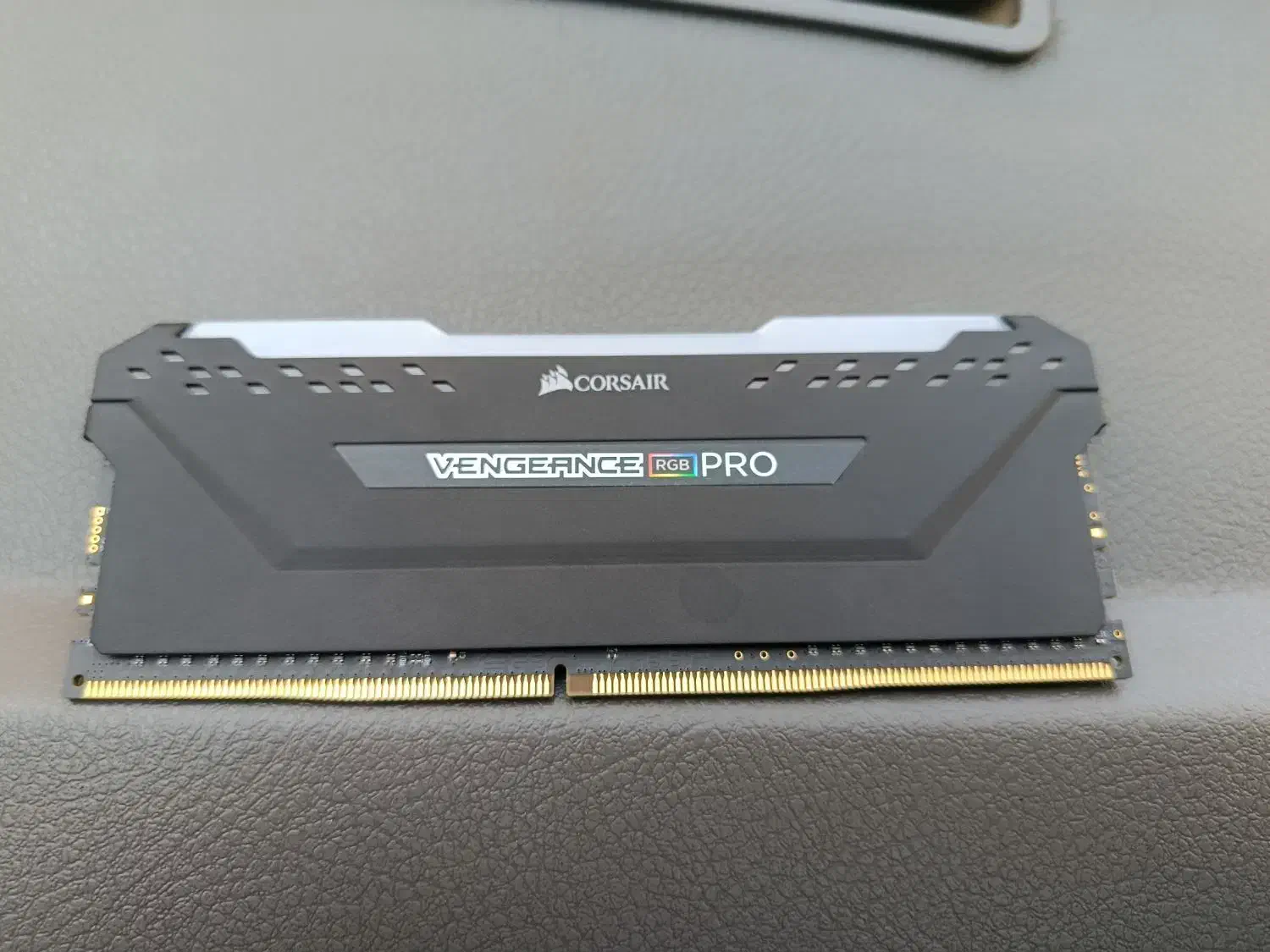 رم ۱۶ گیگ corsair|قطعات و لوازم جانبی رایانه|نهاوند, |دیوار