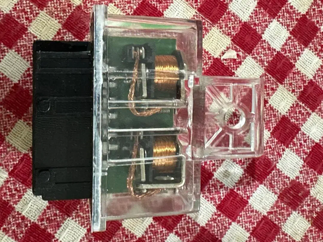 رله دوبل و واشر پمپ بنزین ۴۰۵|قطعات یدکی و لوازم جانبی|خاوران, |دیوار