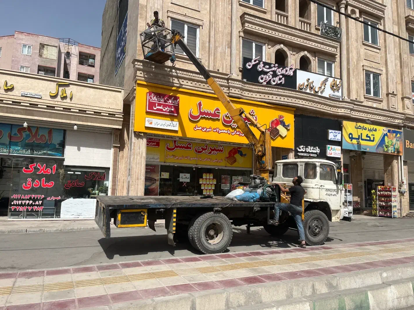 خدمات جرثقیل آقائی|خدمات حمل و نقل|قزوین, |دیوار