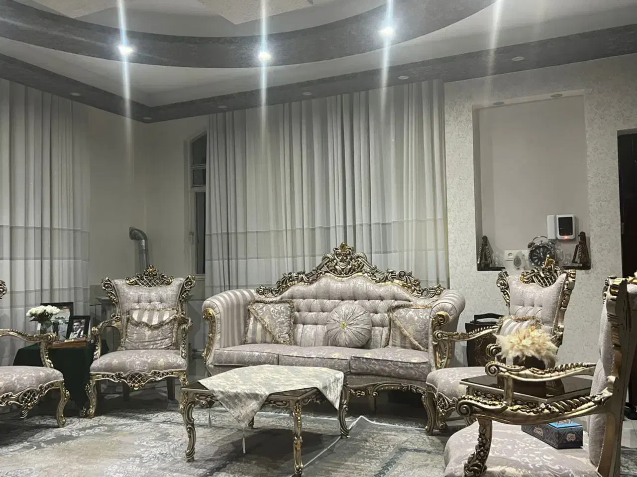 مبل سلطنتی|مبلمان خانگی و میز عسلی|الیگودرز, |دیوار