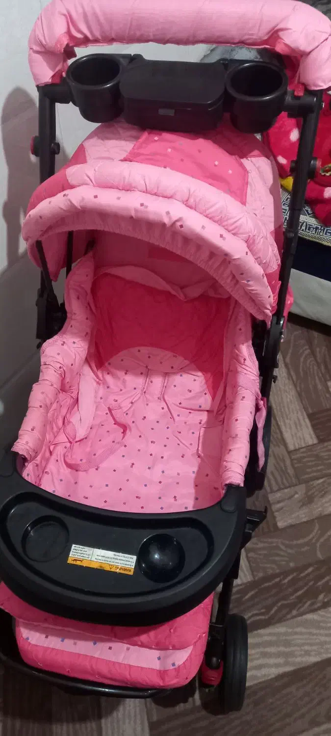 کالسکه نونو|کالسکه و لوازم جانبی|رباط‌کریم, رباط‌کریم|دیوار