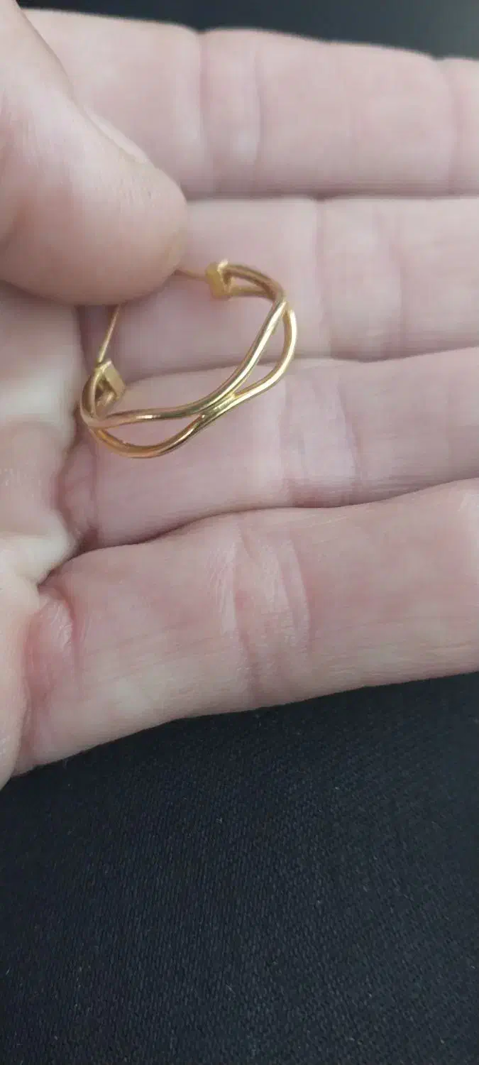 یک لنگه گوشواره طلا|جواهرات|شیراز, رازی|دیوار