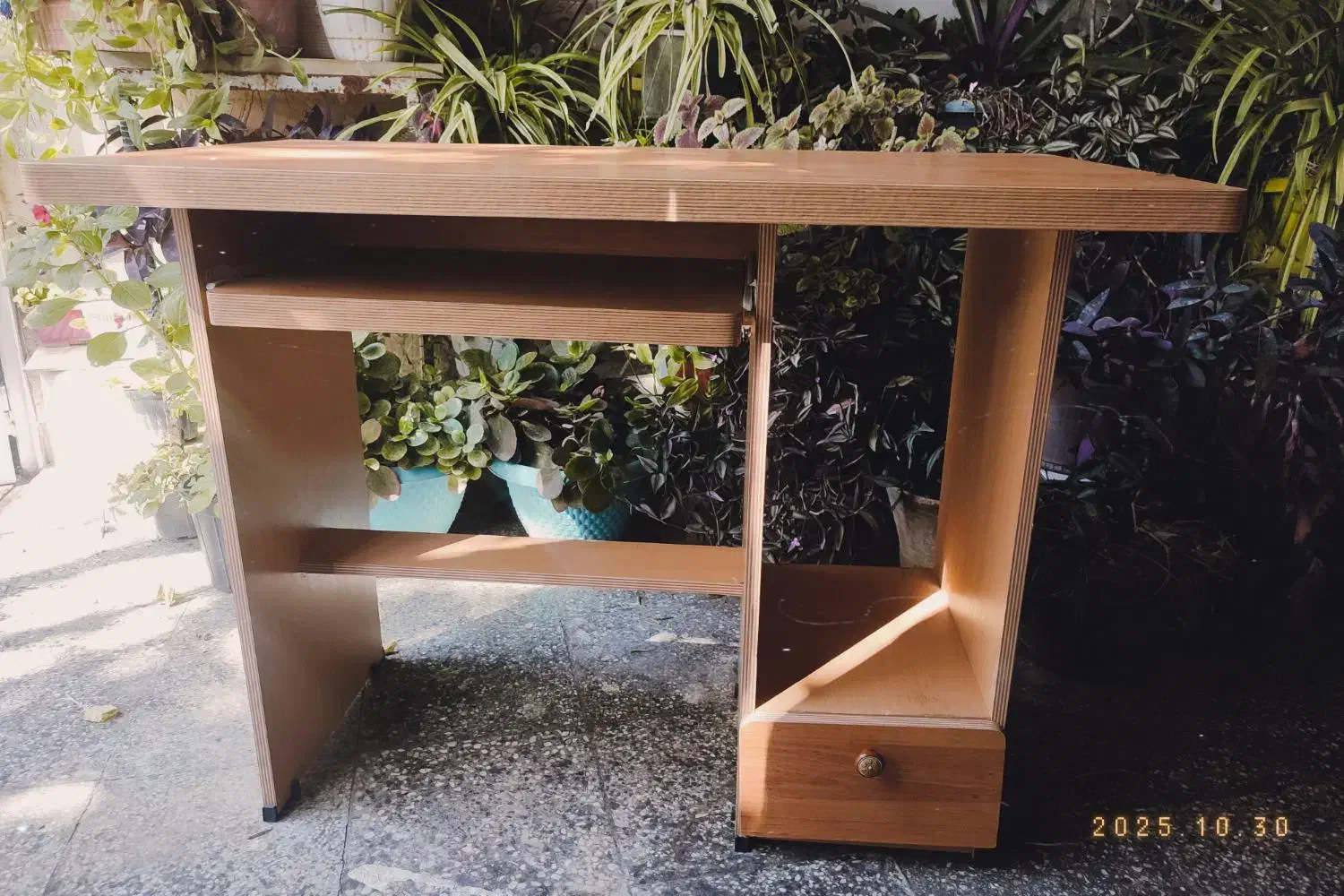 وسایل چوبی|میز تحریر و کامپیوتر|بروجرد, |دیوار