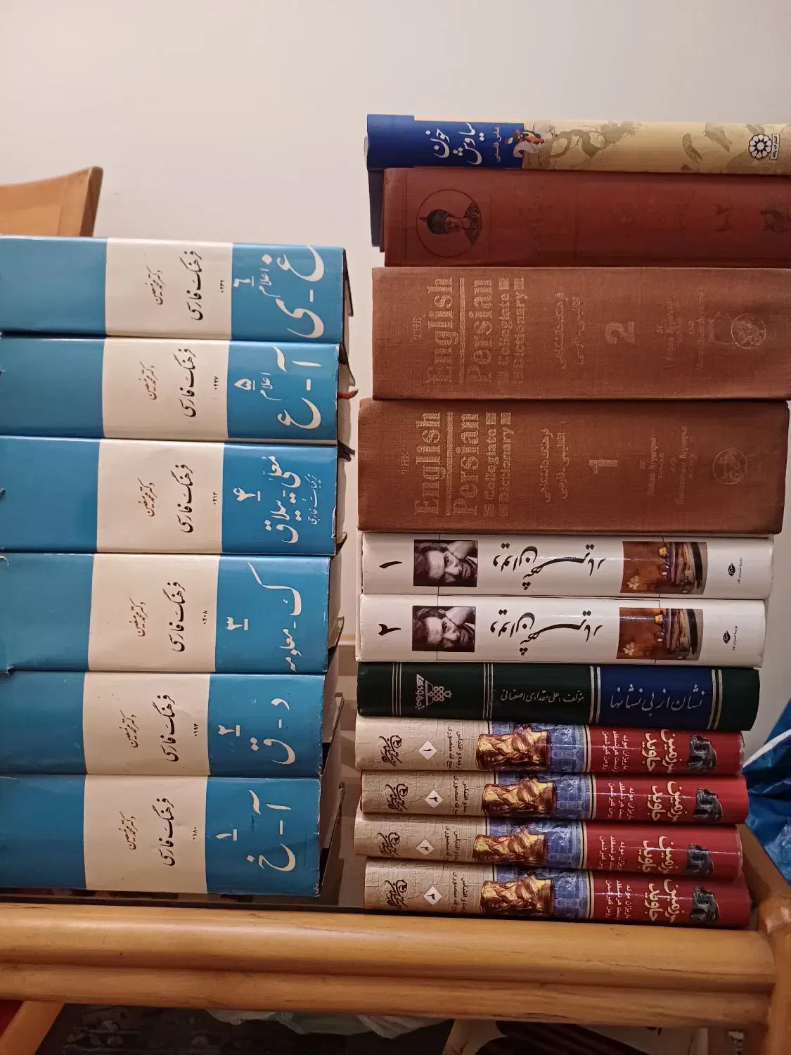 کتابهای ادبی ورمان قدیمی|کتاب و مجله ادبی|تهران, اراضی عباس آباد|دیوار