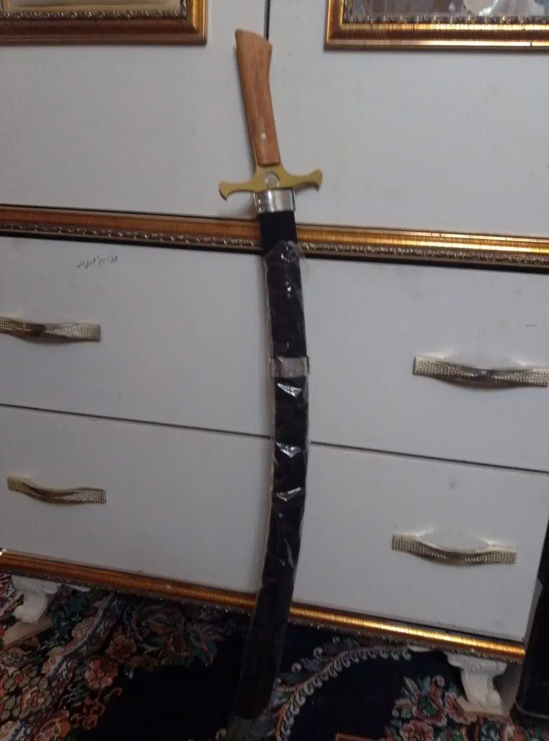 شمشیر عربی ورزشی ودکوری|کلکسیون اشیاء عتیقه|خاش, |دیوار