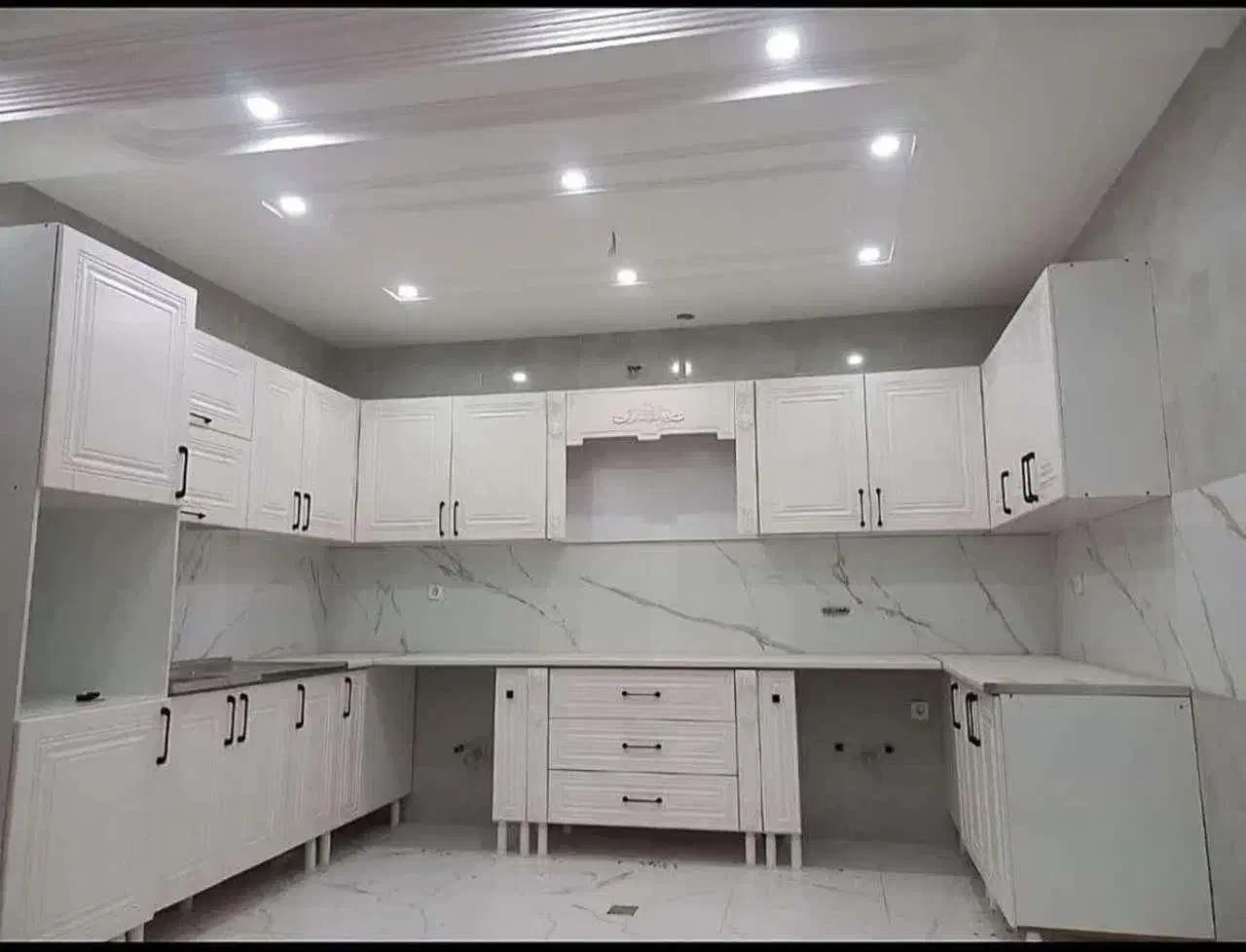 کابینت نئوکلاسیک/ورق سوپرمات/درجه کیفیA/کدWV20|مصالح و تجهیزات ساختمان|سیرجان, |دیوار