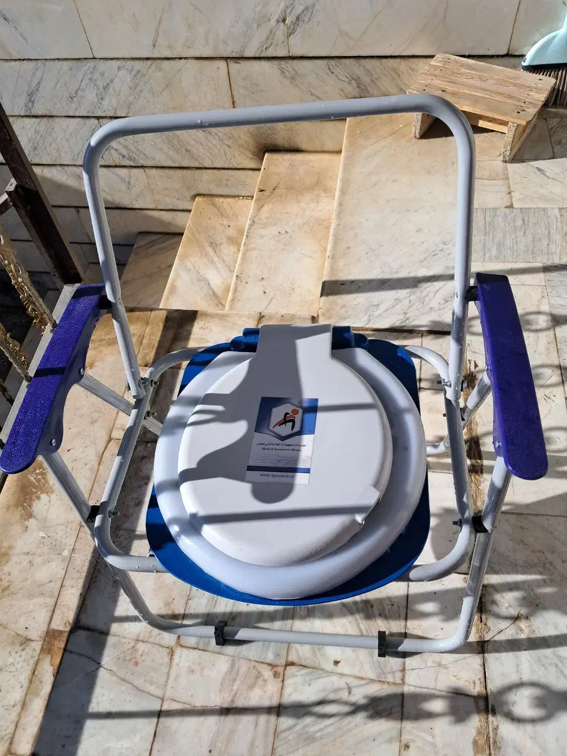 توالت فرنگی|لوازم سرویس بهداشتی|بروجرد, |دیوار