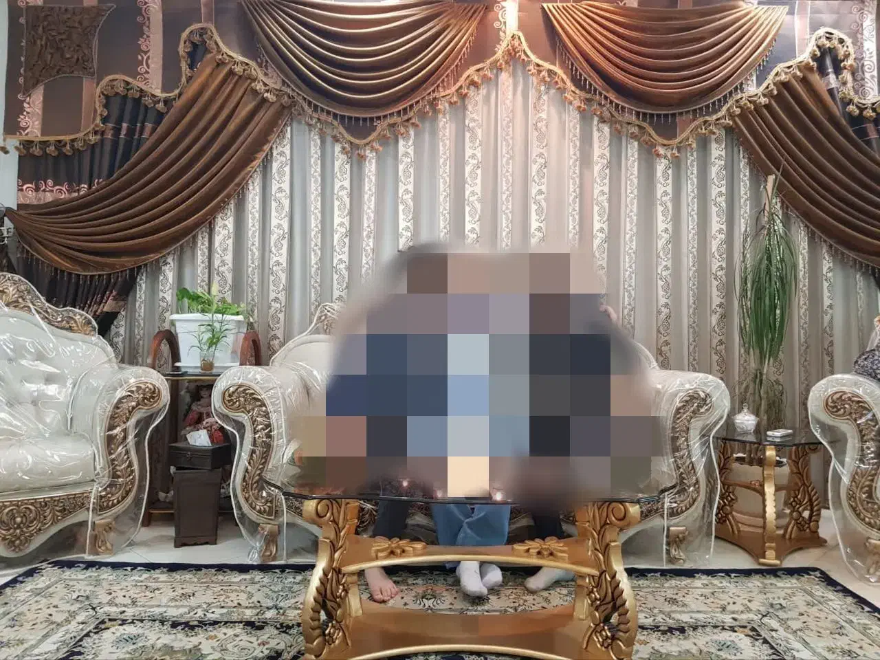 پرده|پرده، رانر، رومیزی|مشهد, تربیت (صدف)|دیوار