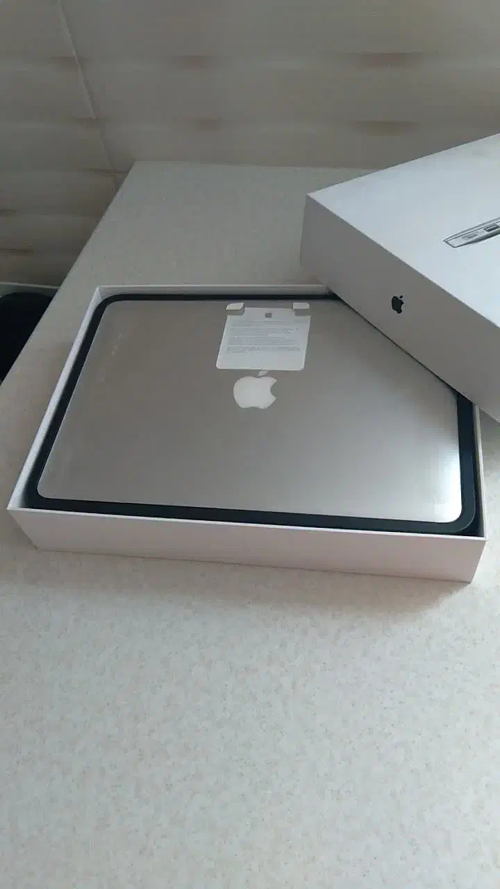 مک بوک ایر ۲۰۱۷|رایانه همراه|قم, بوستان علوی|دیوار