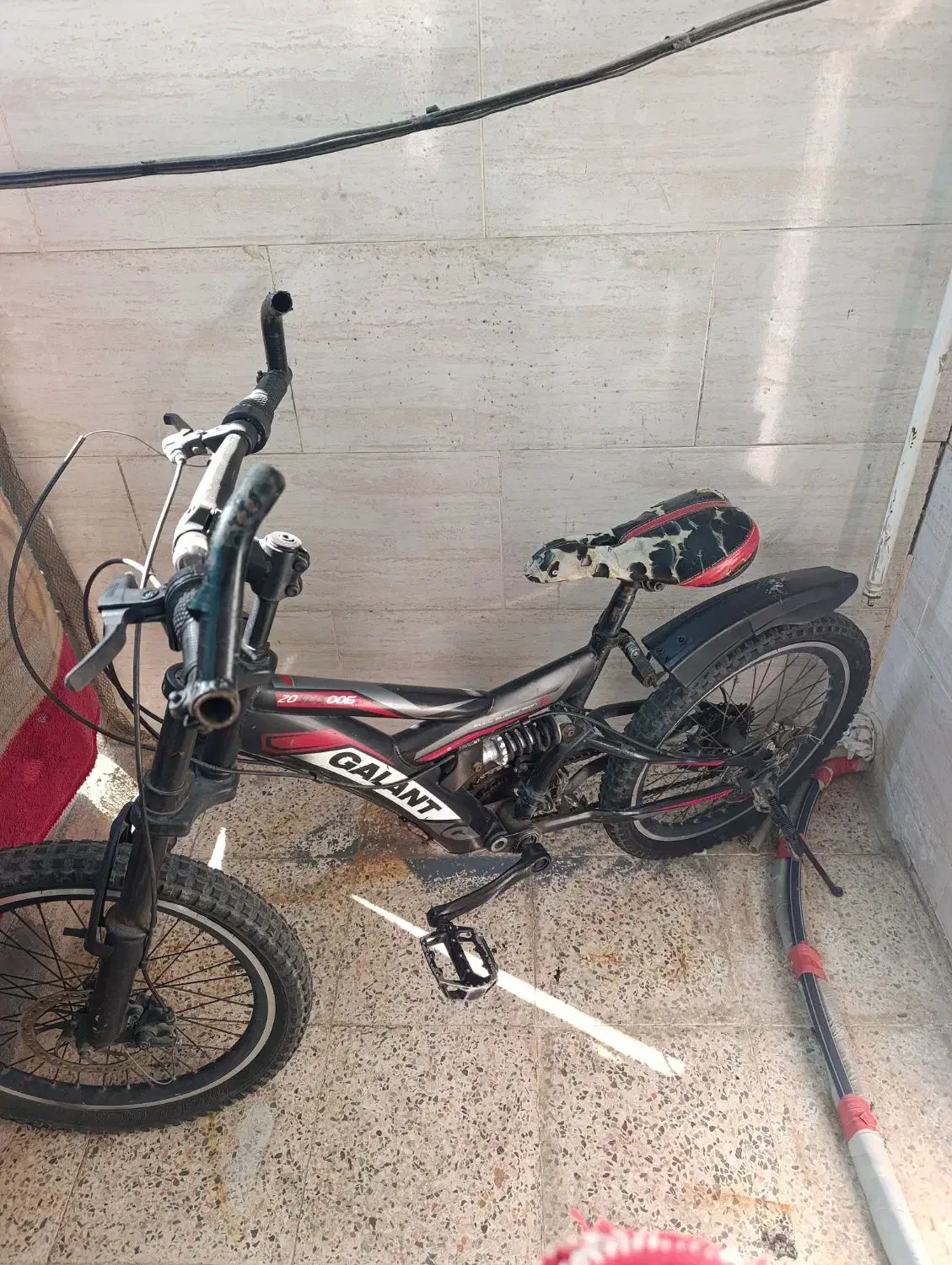 دوچرخه شماره 20 بزرگ|دوچرخه، اسکیت، اسکوتر|مسجد سلیمان, |دیوار