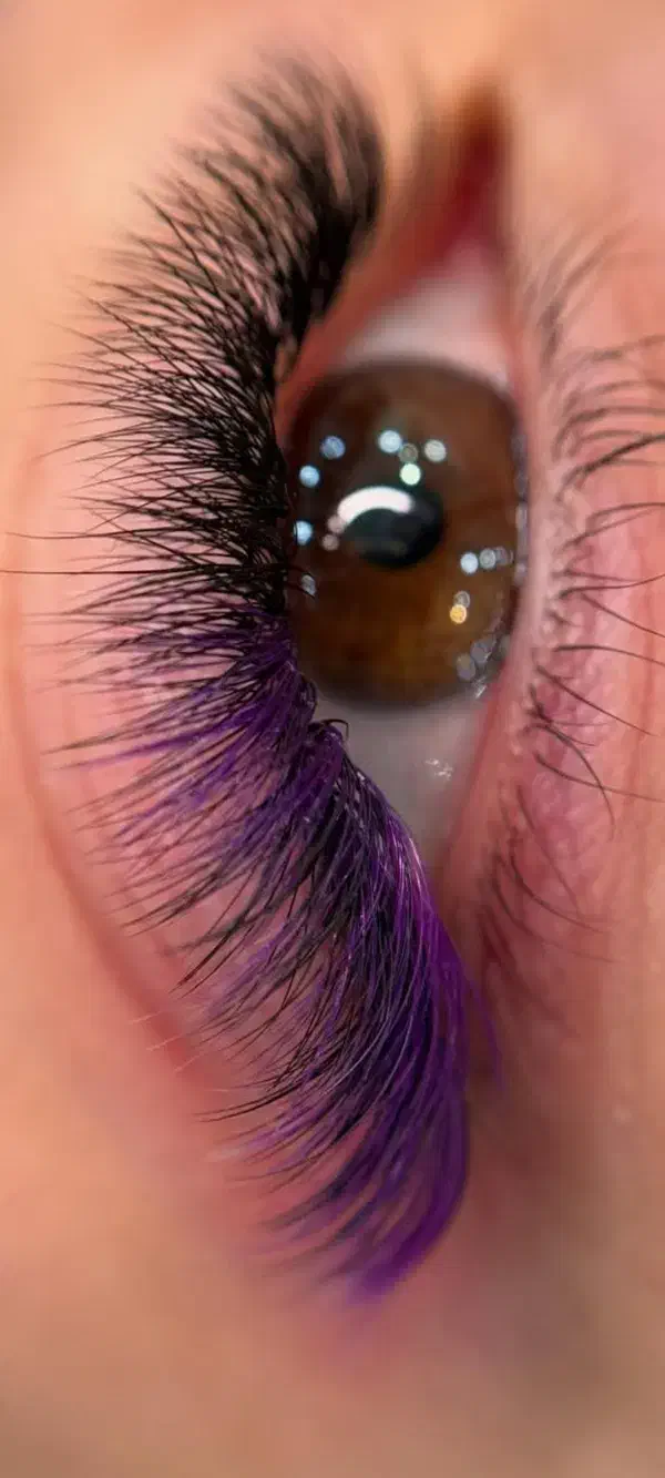 خدمات اکستنشن مژه با بهترین متریال و کیفیت|خدمات آرایشگری و زیبایی|اصفهان, شهرک امام زمان|دیوار