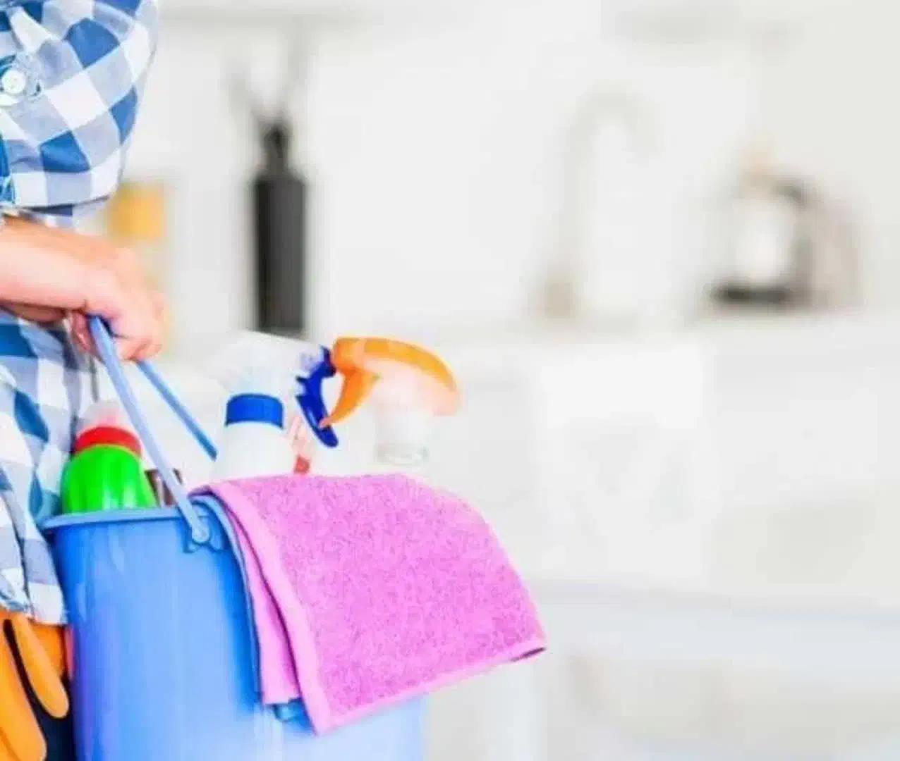 جذب نیروی خدماتی خانم|استخدام سرایداری و نظافت|یزد, |دیوار