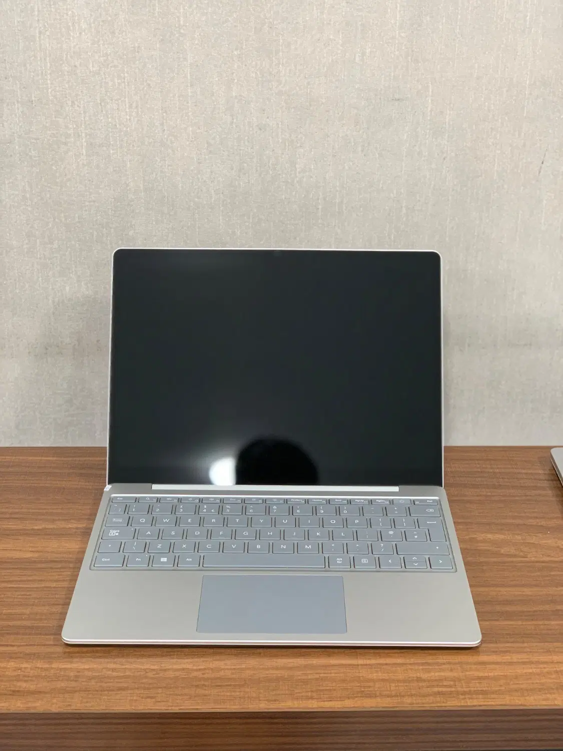 لپتاپ برای همکار/HP.DELL.Surface/ فروش تعدادی|رایانه همراه|مشهد, ارشاد|دیوار