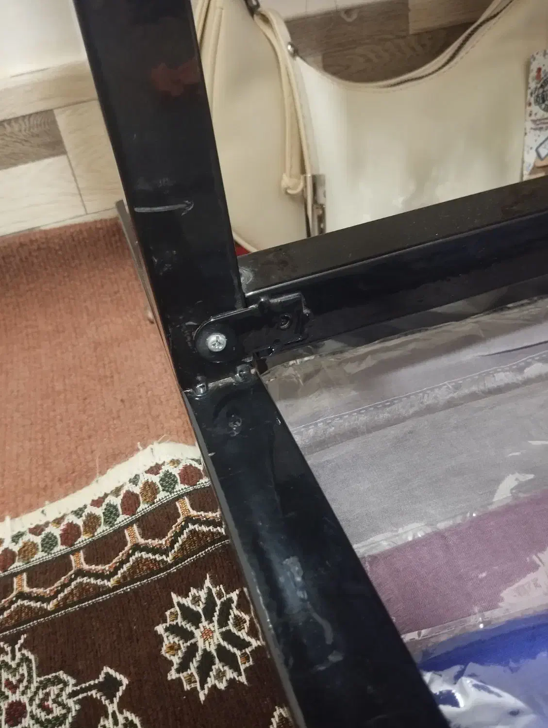 رگال لباس|بندرخت و رخت‌آویز|علی‌آباد کتول, |دیوار