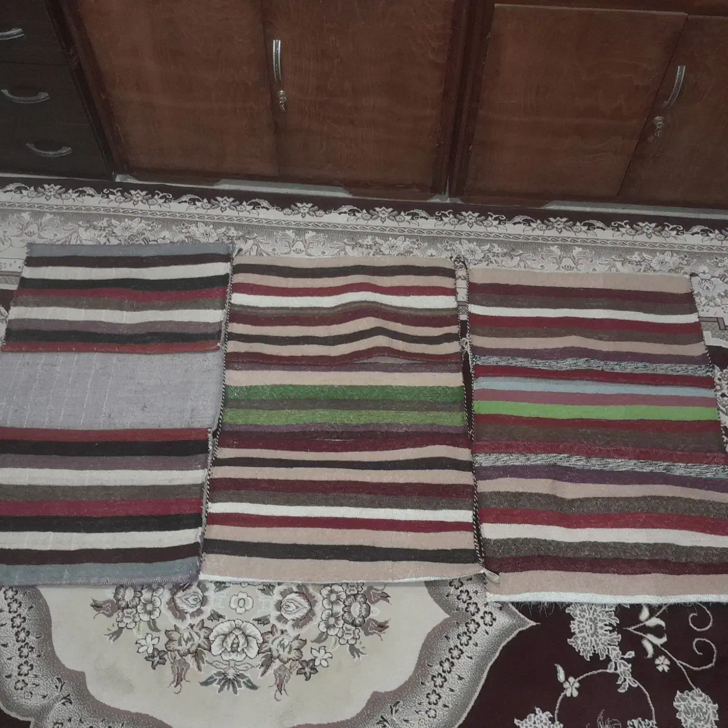 دستی بافتی دوستان|فرش|آق قلا, |دیوار