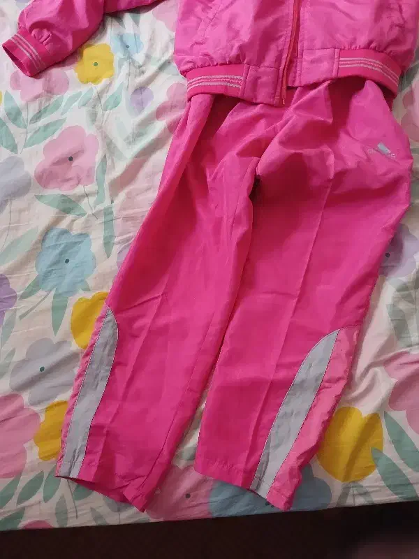 ست ورزشی دخترانه|لباس|دوگنبدان, |دیوار