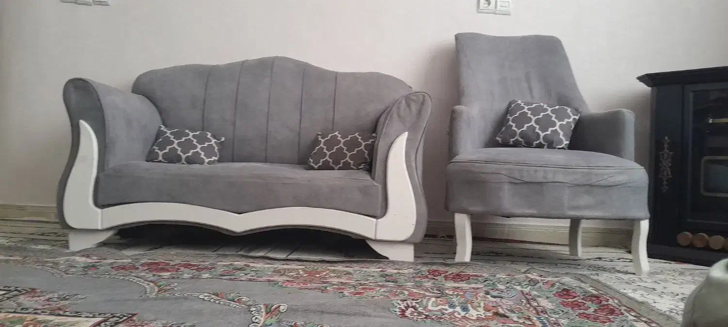 یک دست مبل هفت نفر|مبلمان خانگی و میز عسلی|فریمان, |دیوار