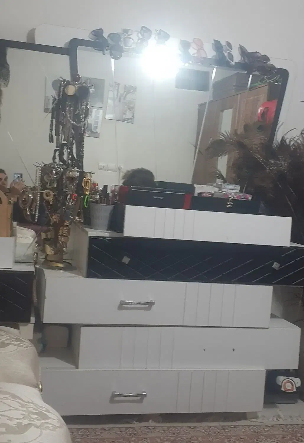 دراور چوب خالص و خوب|جاکفشی، کمد، دراور|پیشوا, |دیوار