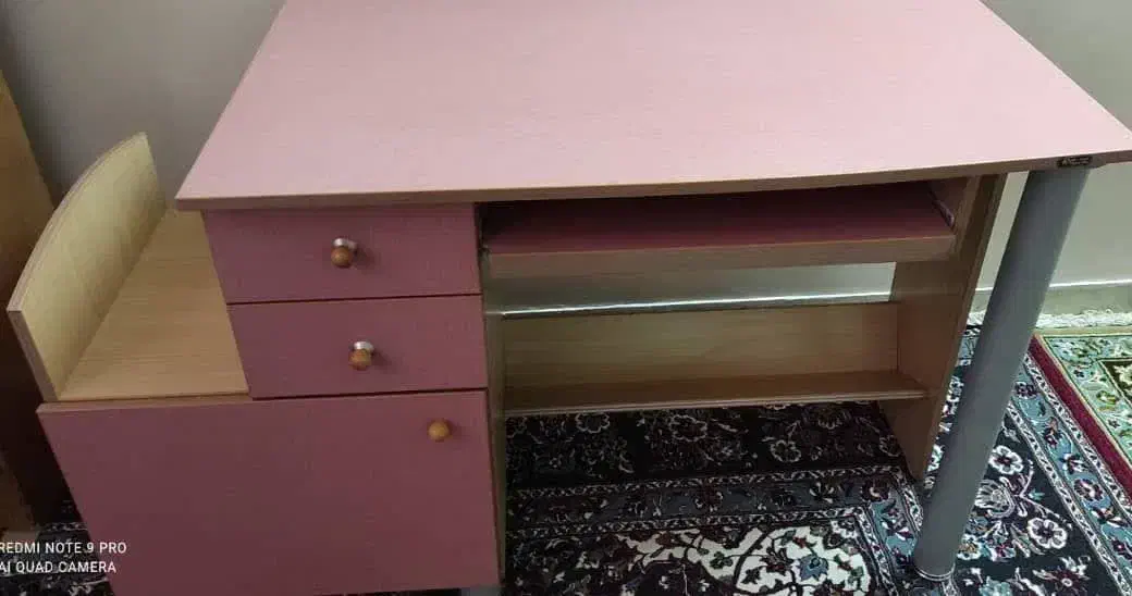 میز و صندلی اداری|میز تحریر و کامپیوتر|خمینی‌شهر, |دیوار