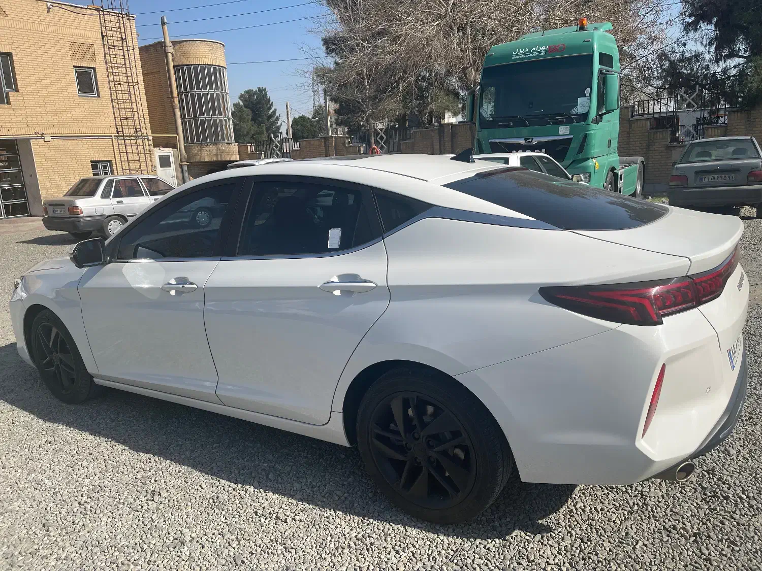 KMC J7|خودرو سواری و وانت|فردیس, دهکده|دیوار