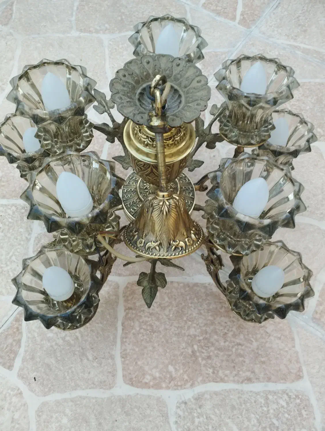 لوستر برنجی اصل قدیمی ۱۰ شعله|لوستر و چراغ آویز|بروجرد, |دیوار