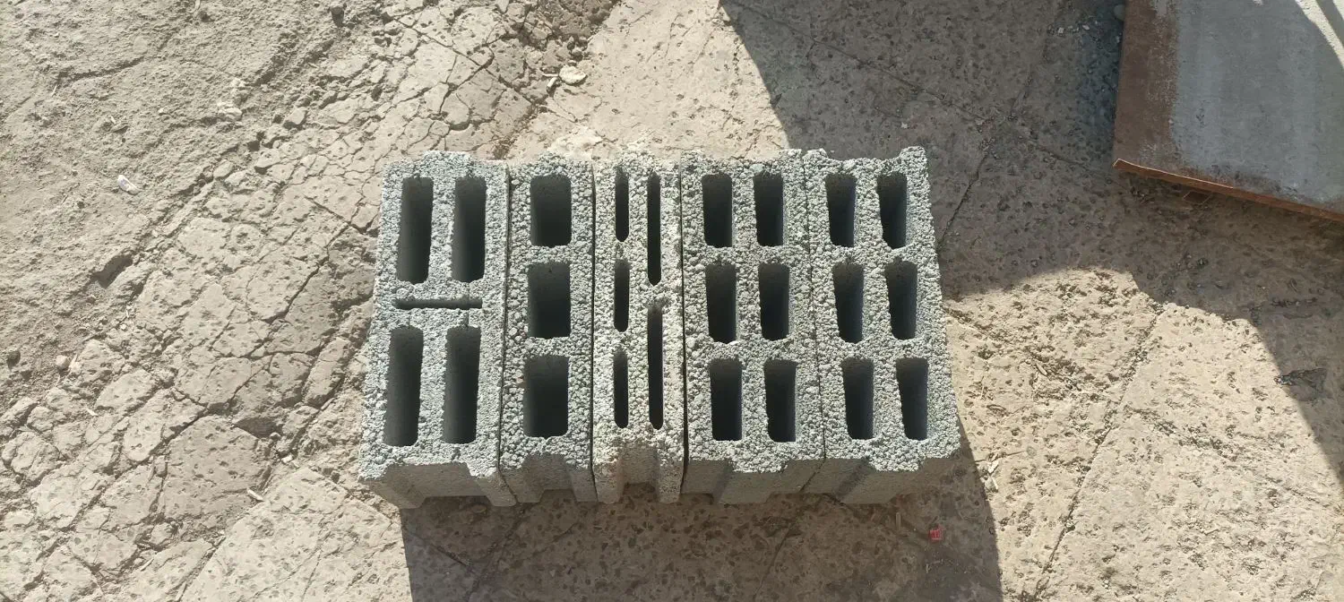 کارگر ساده برا کار در کارخانه بلوک|استخدام صنعتی، فنی، مهندسی|بندر ماهشهر, |دیوار