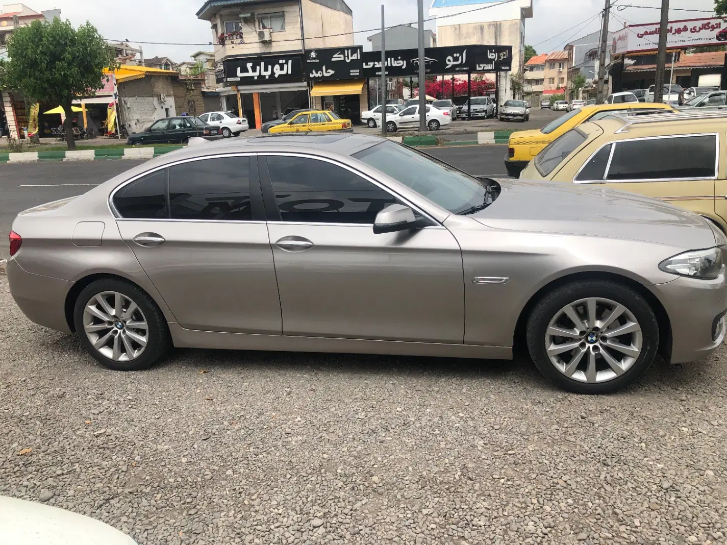 bmw 520 i|خودرو سواری و وانت|رشت, سعدی (تختی)|دیوار