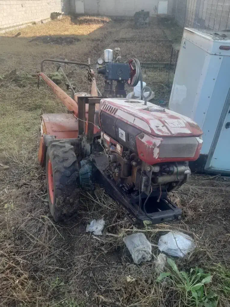 تیلر ۹.۵ اسب با روتوری و پمپ سم پاش نصب شده|ماشینآلات صنعتی|بابل, |دیوار