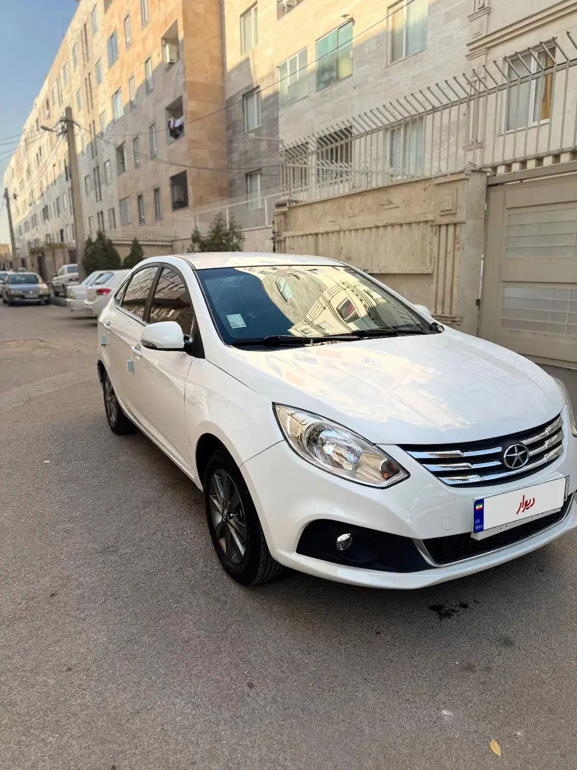 جک j4 مدل۱۴۰۴ مشابه خشک|خودرو سواری و وانت|قزوین, |دیوار