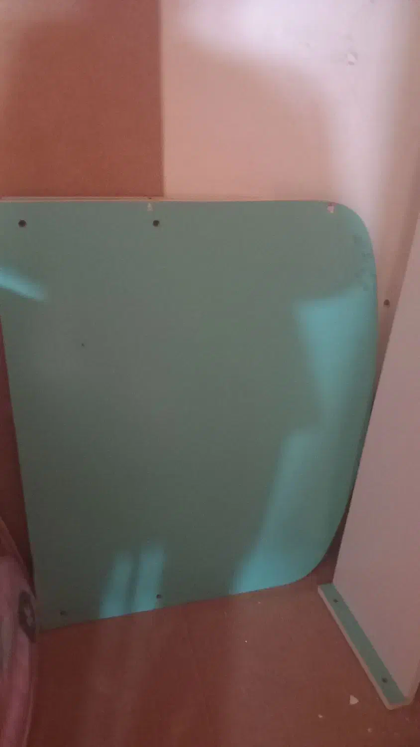 کمد و تخت نوزاد|تخت و سرویس خواب|قم, صدوق|دیوار