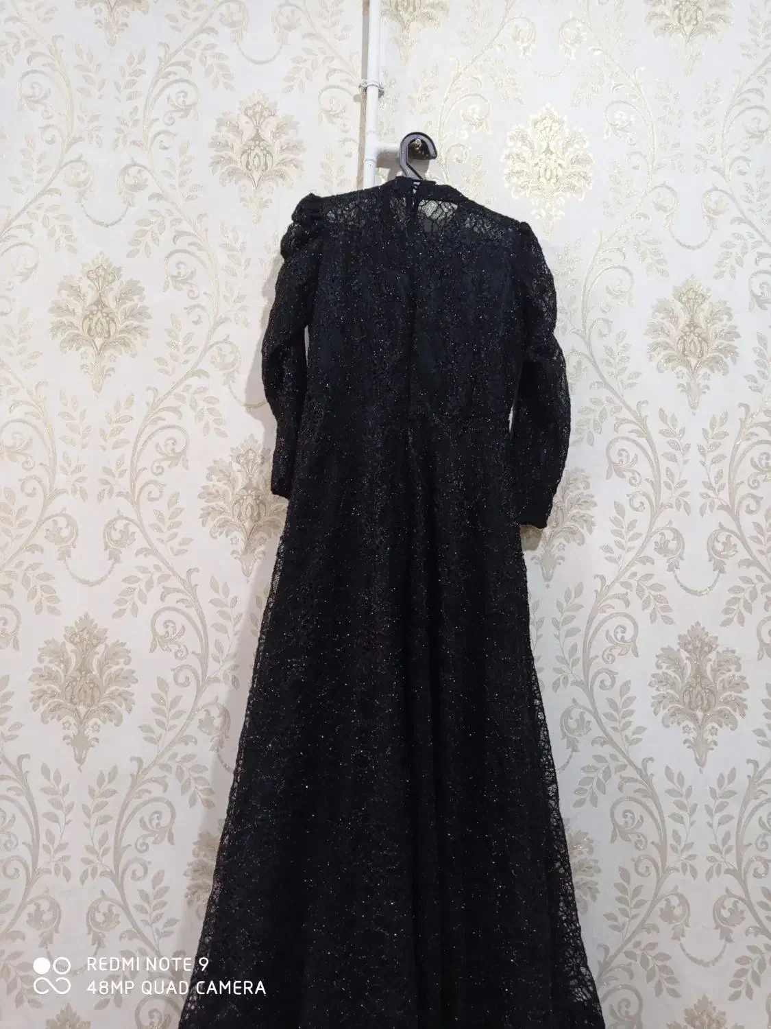 پیراهن مجلسی|لباس|خرمآباد, |دیوار