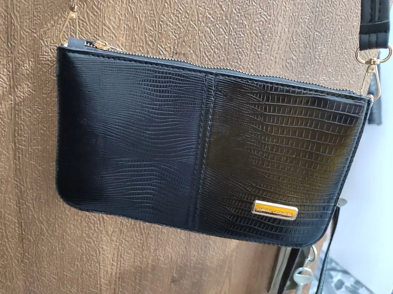 کیف|کیف، کفش، کمربند|زاویه, |دیوار