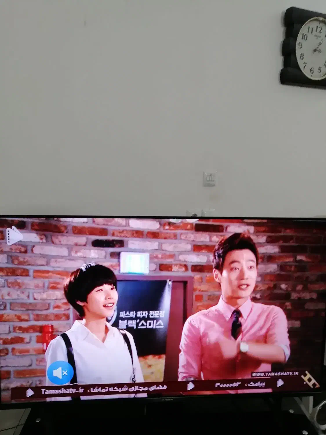 تلویزیون 55 اینچ|تلویزیون و پروژکتور|یزد, |دیوار