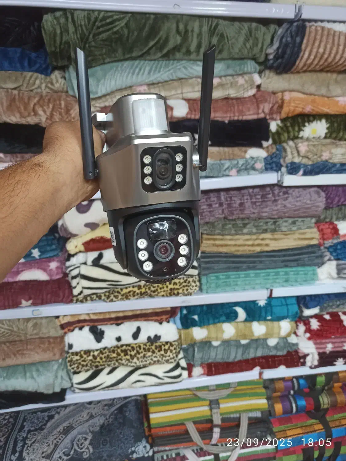 دوربین مداربسته دولنز سیم کارتی و برق خورشیدی|دوربین مداربسته|کازرون, |دیوار