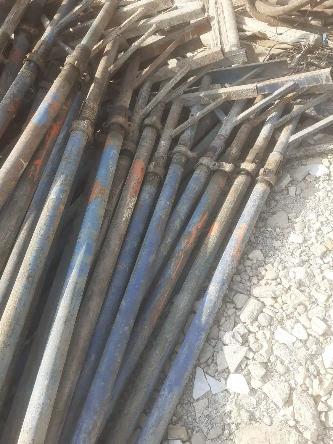 پنجاه عدد جک سه ونیم متری|مصالح و تجهیزات ساختمان|بندر ماهشهر, |دیوار