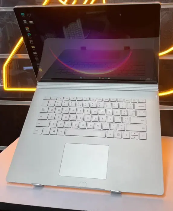 surface book2|رایانه همراه|تهران, فلسطین (میدان انقلاب)|دیوار