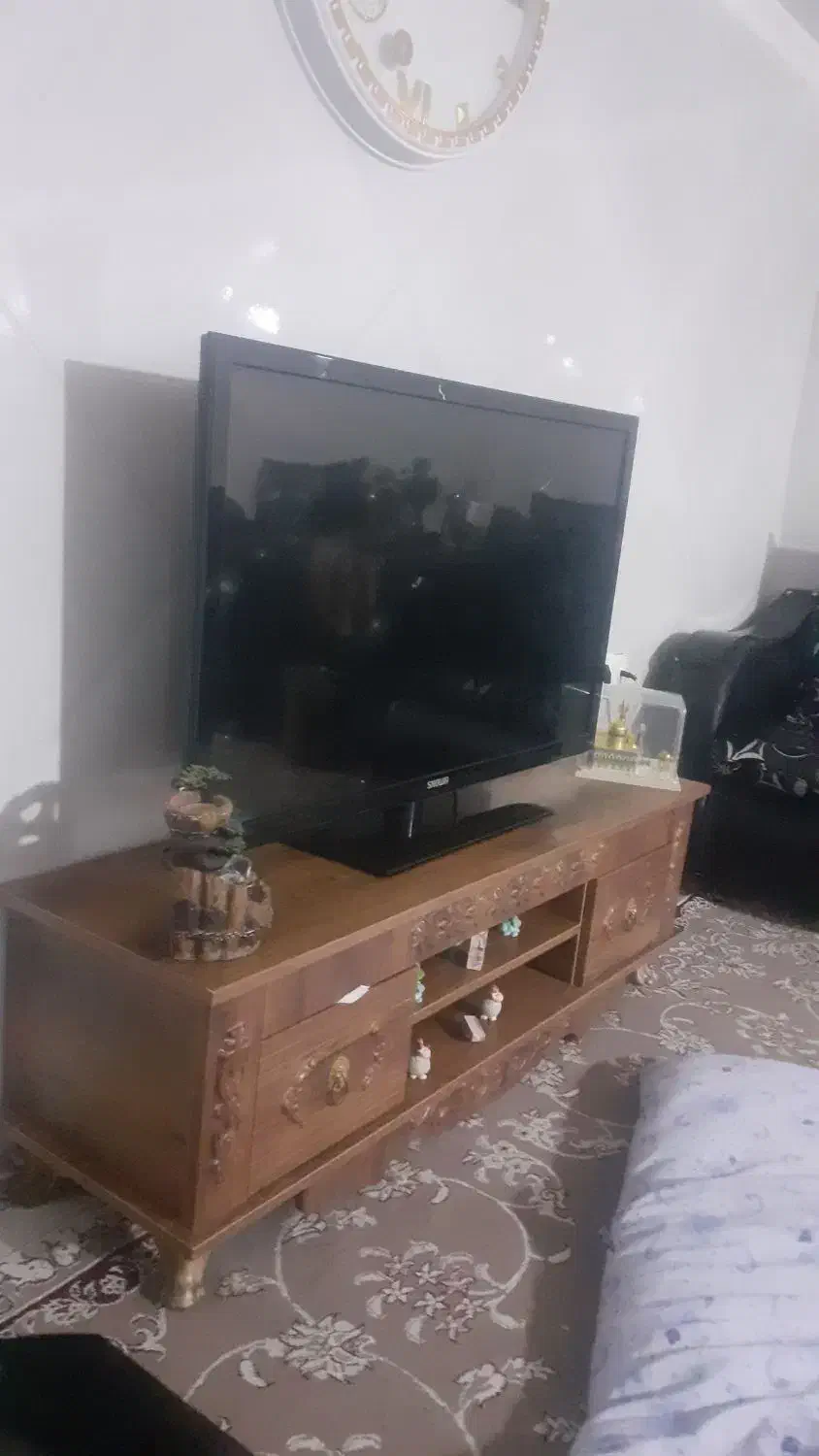 تلویزیون ۴۲اینج الجی|تلویزیون و پروژکتور|آبگرم, |دیوار