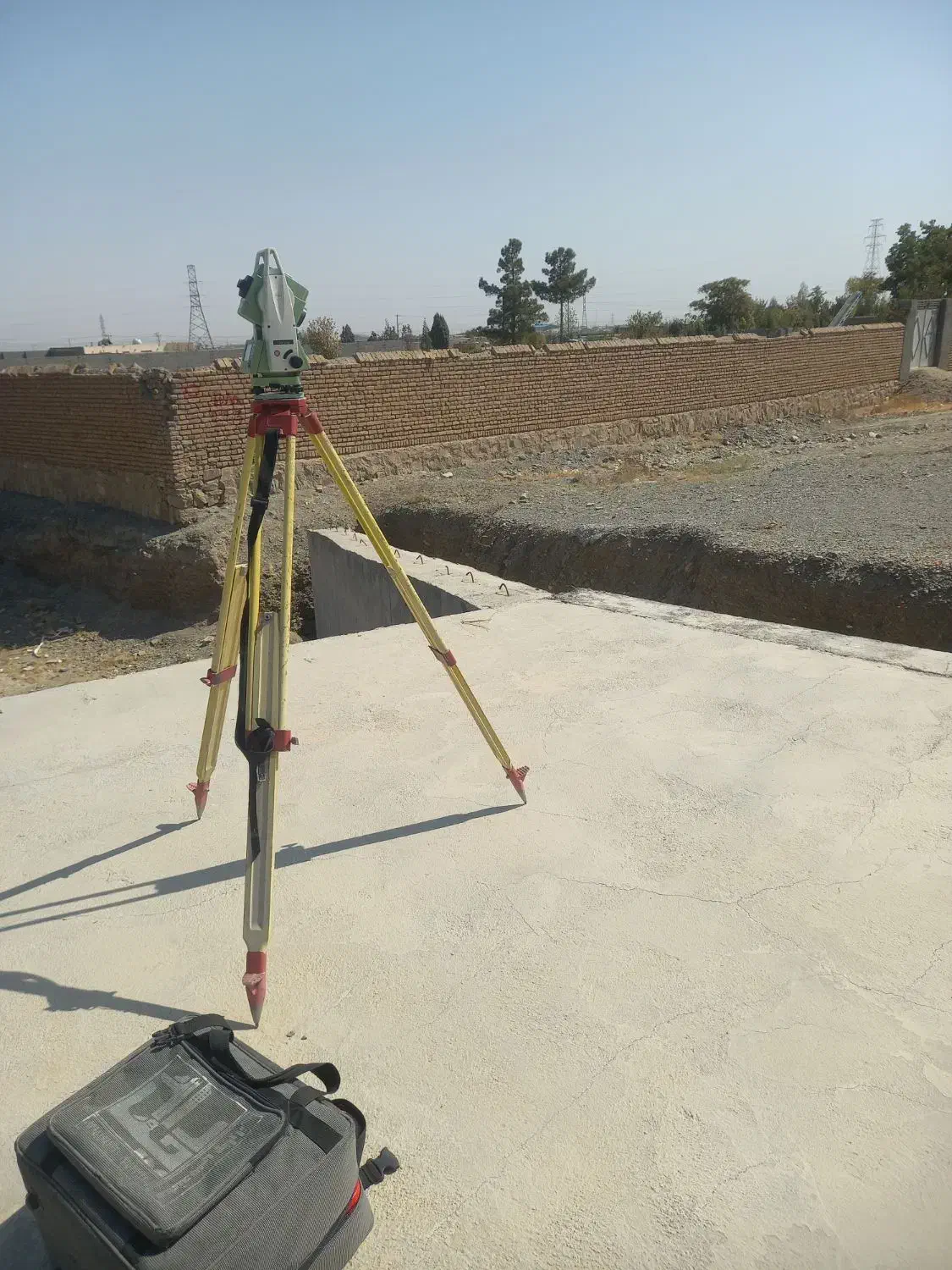 نقشه برداریutmشمیم و انجام امورسندتک برگ قطعه بندی|خدمات پیشه و مهارت|مشهد, الهیه|دیوار