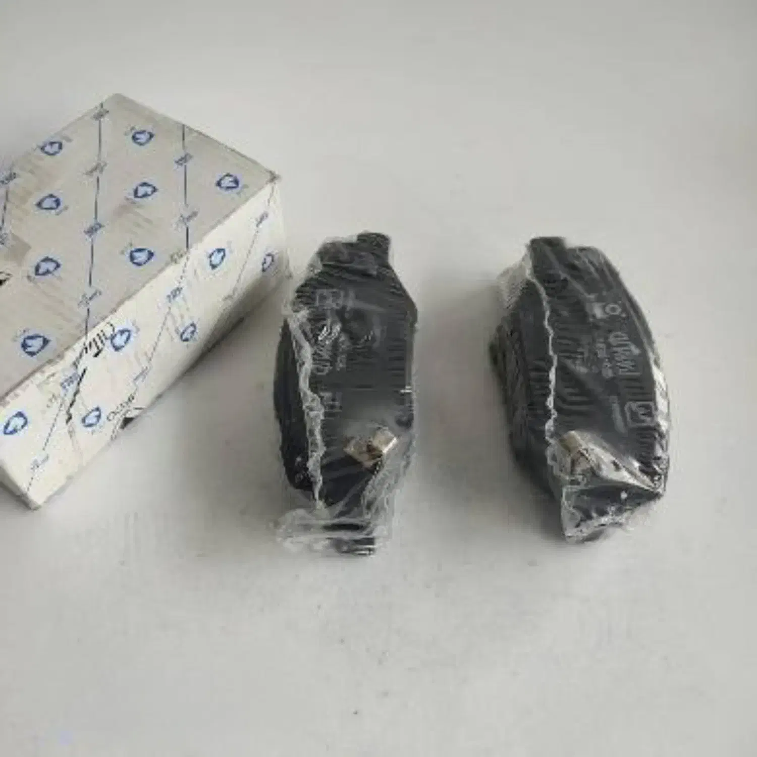 فروش عمده لنت ترمز، تسمه تایم، تیغه برف پاک کن|قطعات یدکی و لوازم جانبی|رشت, آب و برق|دیوار